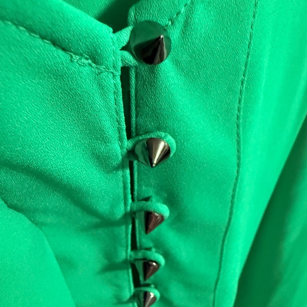 NWOT Daniel Rainn Vibrant Emerald Blouse - Picture 4 of 5